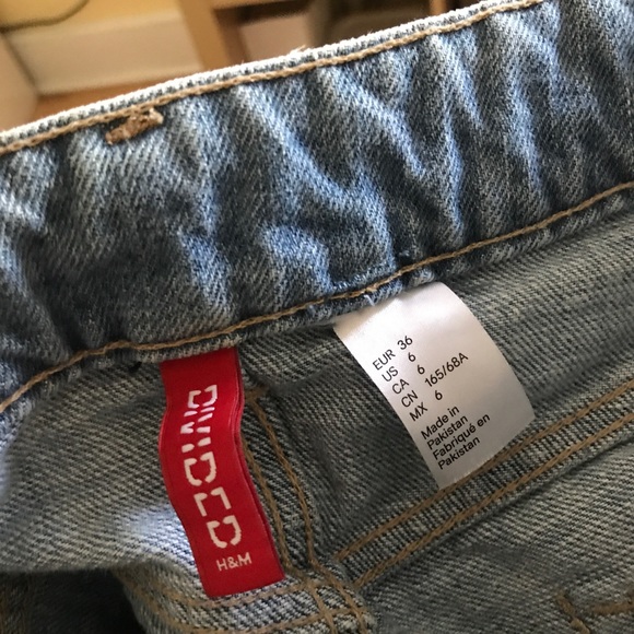 Ripped Denim Shorts by H&M (size 6) - Picture 3 of 3